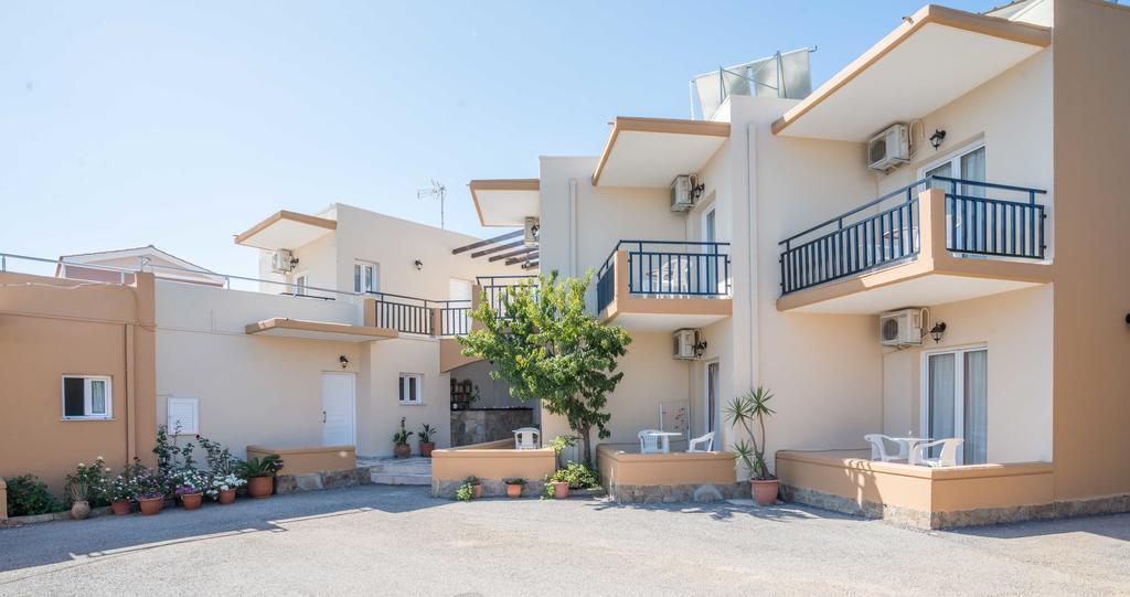 Belvedere Agia Marina Esterno foto